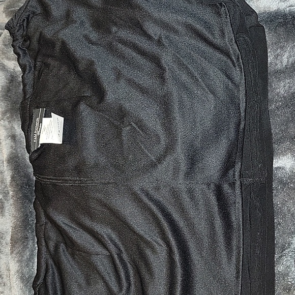 Women's Plus Size Beautiful skirt. Worn once excellent condition 👌 Size 18 W - Picture 6 of 6